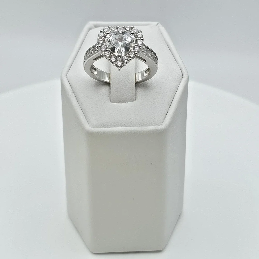 BE 925 Sterling Silver Heart Ring Halo Design Cubic Zirconia‎ Engagement Size 7